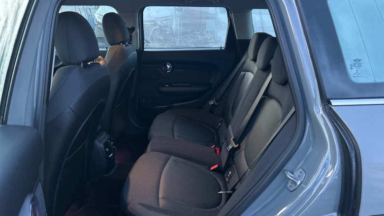 MINI Clubman 1.5 Cooper 6dr Auto Petrol Estate